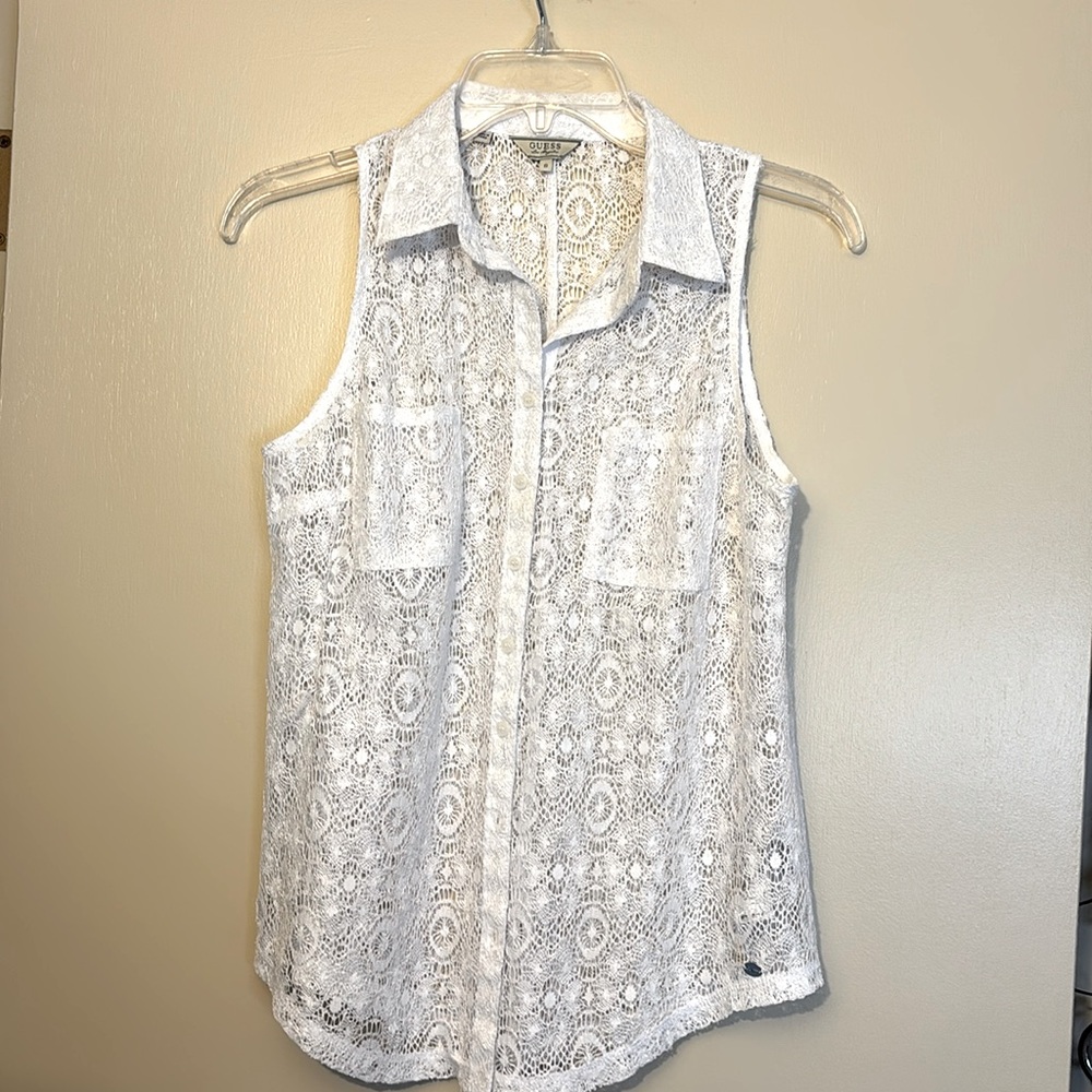 Guess lace button down  White Sleeveless Notched Collar Blouse